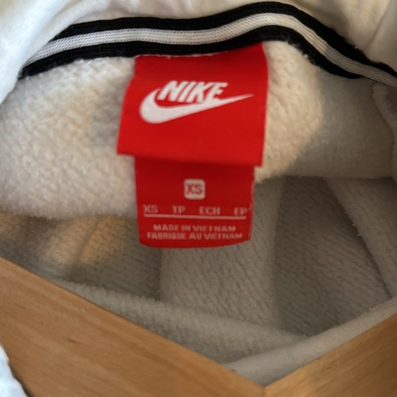 Nike Wmn XS funnel neck hoodie. White with gold lettering and accents. - Picture 4 of 7